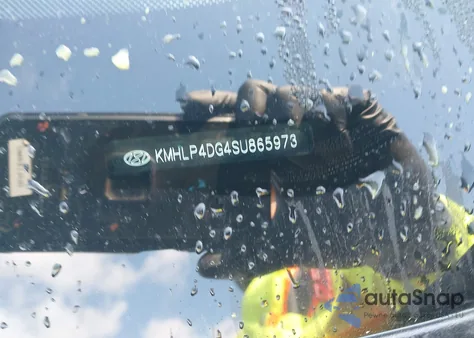 2025 Hyundai Elantra Limited z USA, uszkodzony, nr VIN KMHLP4DG4SU865973